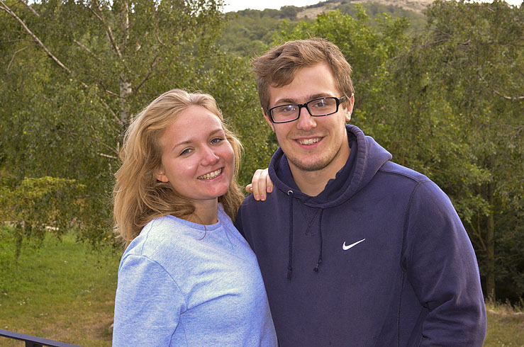 Rob and Nina - ah sweet!